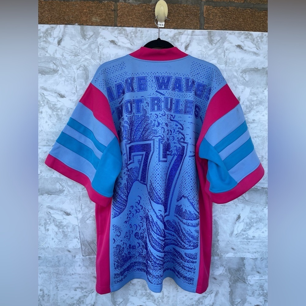 AELFRIC EDEN MAKE WAVES RHINESTONE ROBE
Covered in Rhinestones size small - Picture 7 of 17